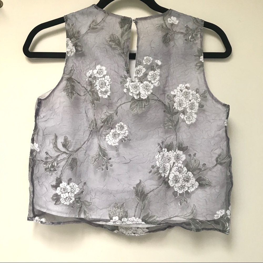 Zara Basic Sheer Flowered Cropped Tank - Picture 2 of 4